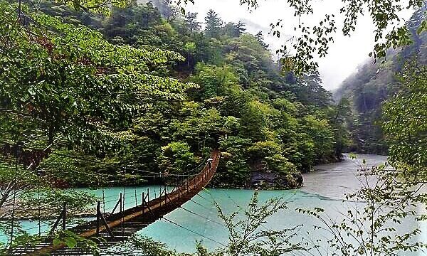 寸又峡”夢の吊り橋”