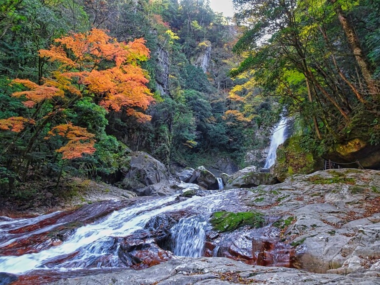 笹の滝（滝100選）奈良県