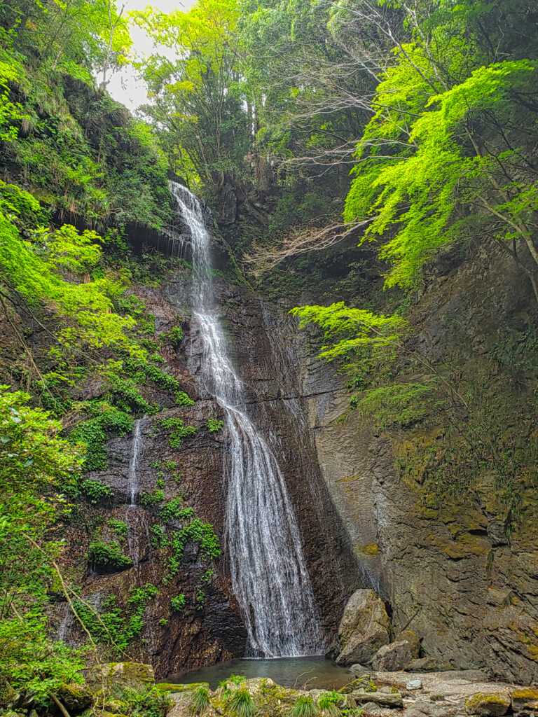 閑定の滝 徳島県