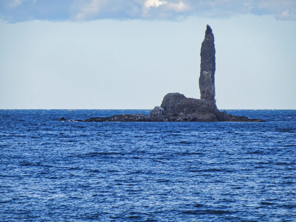ローソク岩 北海道
