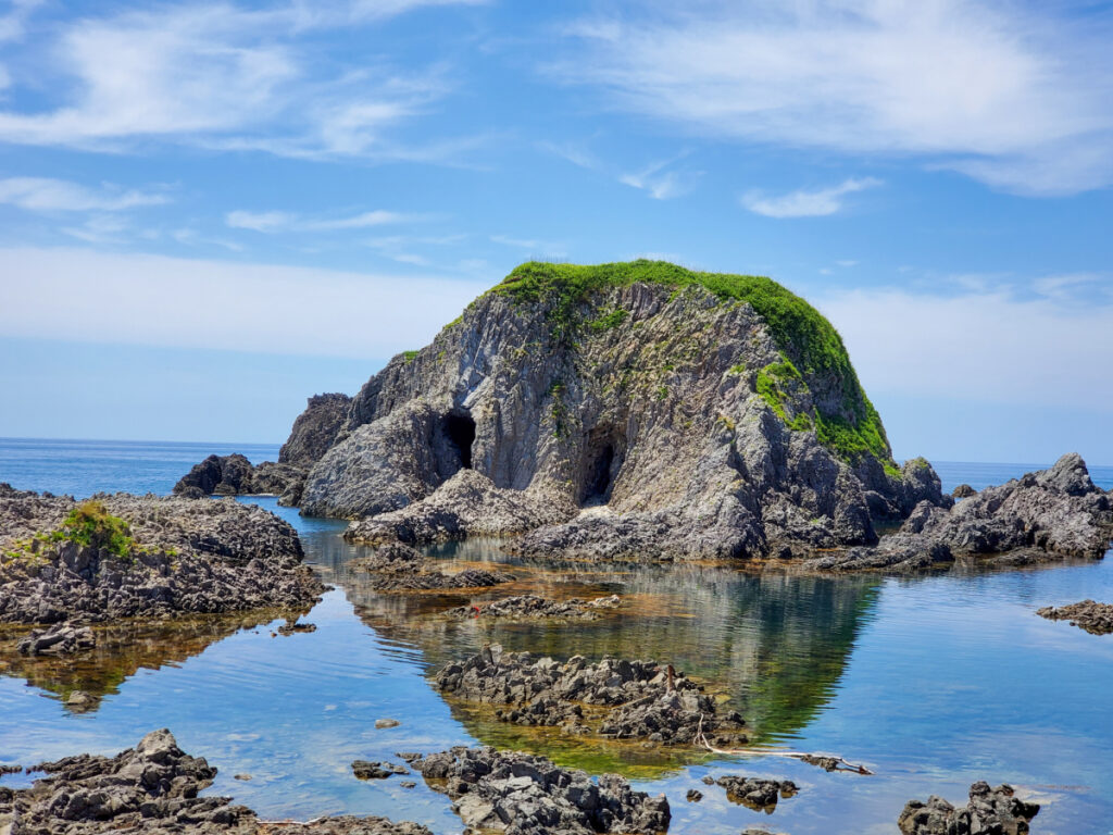 象岩 青森県