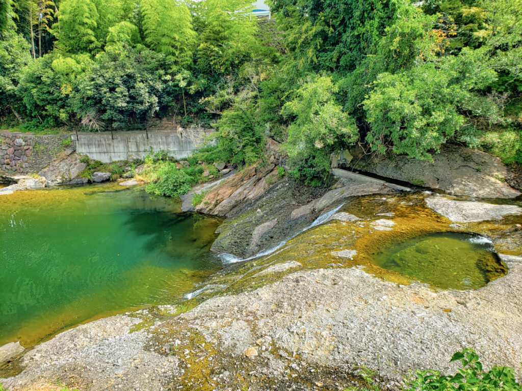 砥部衝上断層 愛媛県