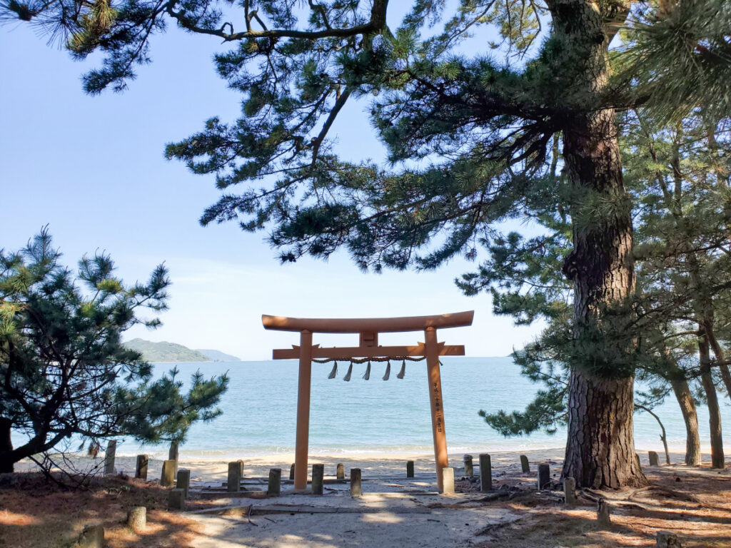 壱岐神社の海岸鳥居 福岡県
