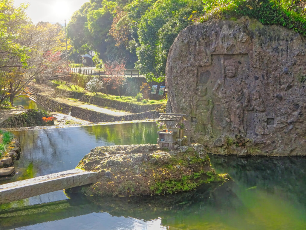 元宮磨崖仏 大分県