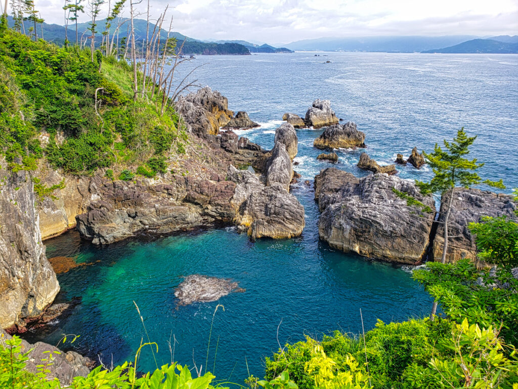 巨釜半造 折石 宮城県