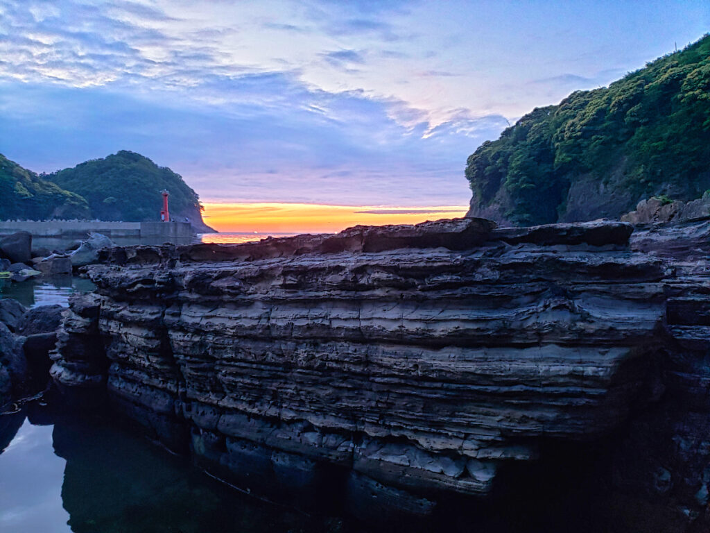 松ヶ崎百層崖 兵庫県